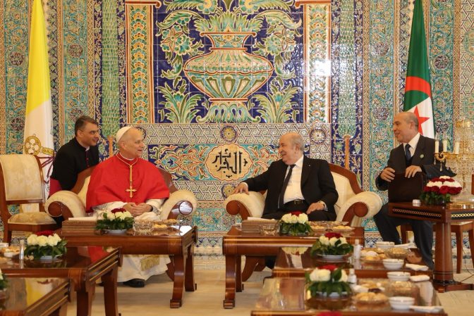 رئيس الجمهورية يجري محادثات ثنائية مع البابا ليون